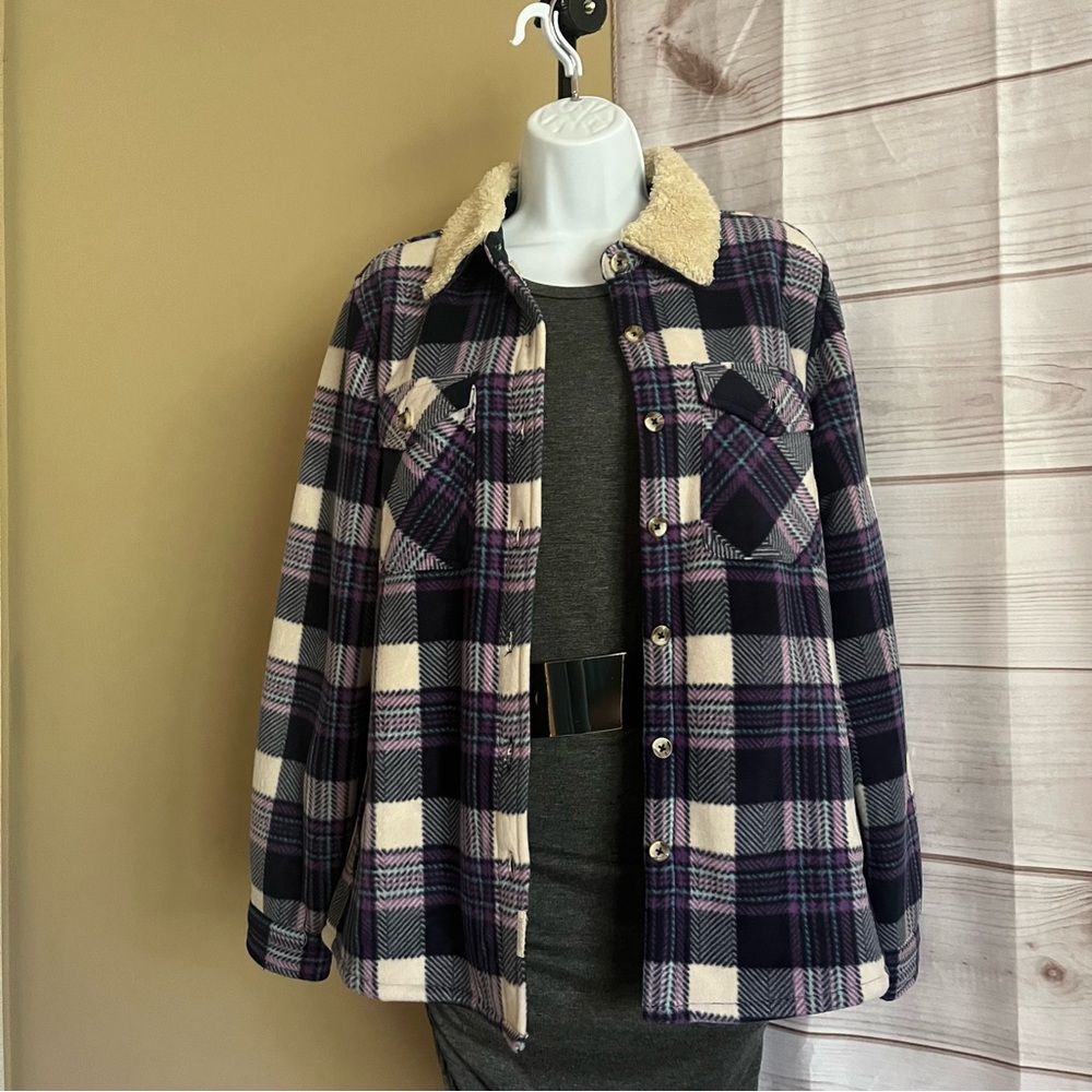 Soho Threads Flannel Sherpa Shacket - image 6